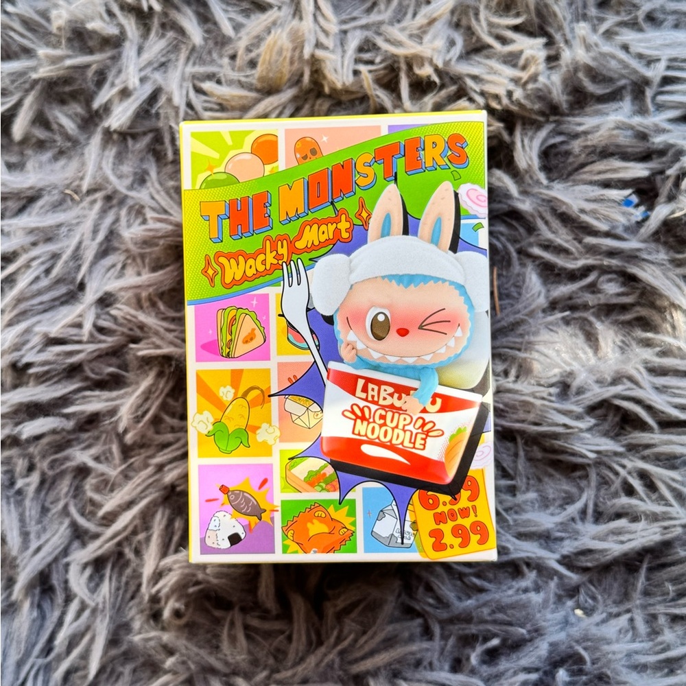 Labubu The Monsters Wacky Mart Figurine